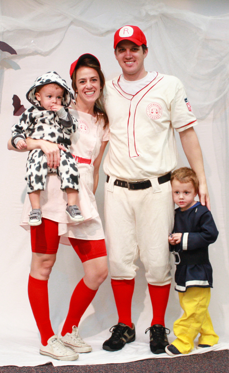 Rockford Peaches Family Costume