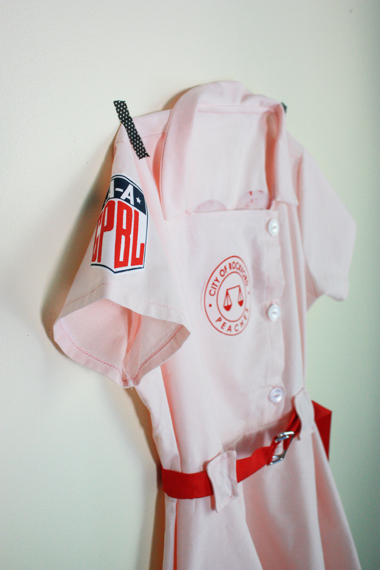 League of Their Own Rockford Peaches Costume Womens Size M New