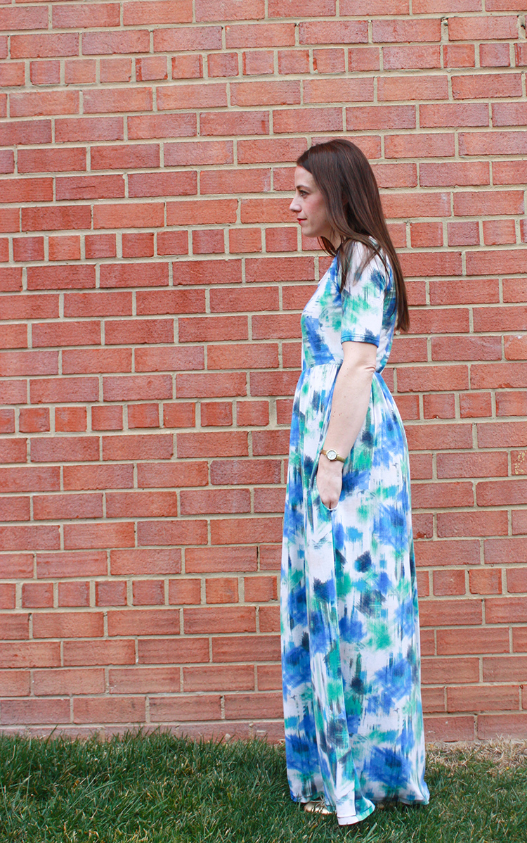 How to use a serger- One Little Minute Blog - Homemade Maxi Dress