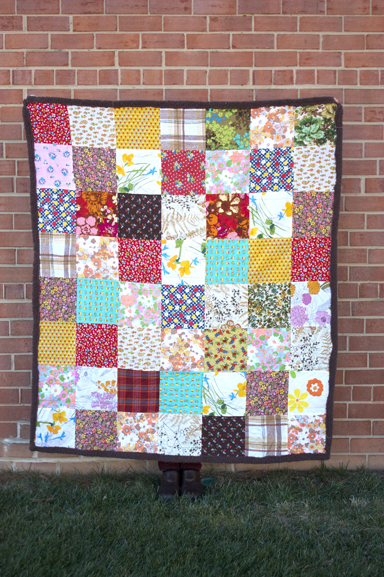 Vintage Quilt - One Little Minute Blog - So pretty!