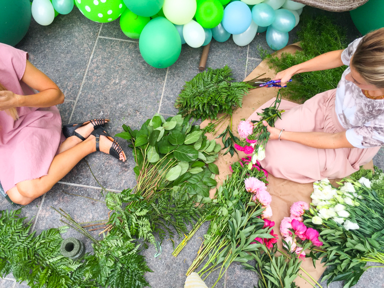 Balloon Basket Chair Backdrop-One Little Minute Blog-3