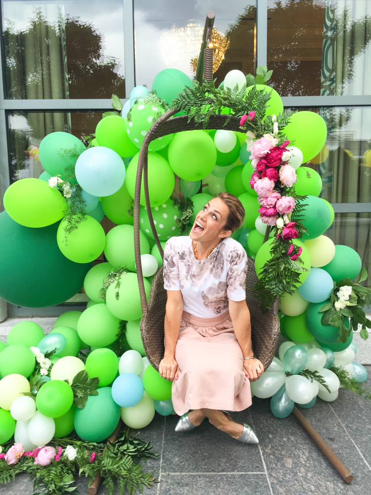 Balloon Basket Chair Backdrop-One Little Minute Blog-58