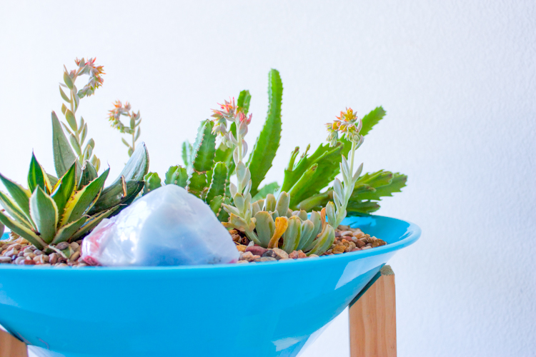 DIY Wooden Plant Stand-3