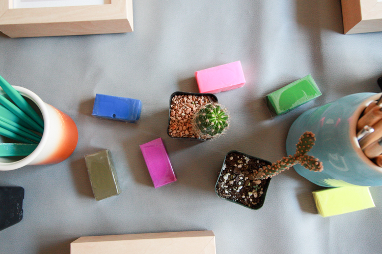 DIY Galentine's Day gifts: Tiny adorable planters for your girls -  Think.Make.Share.