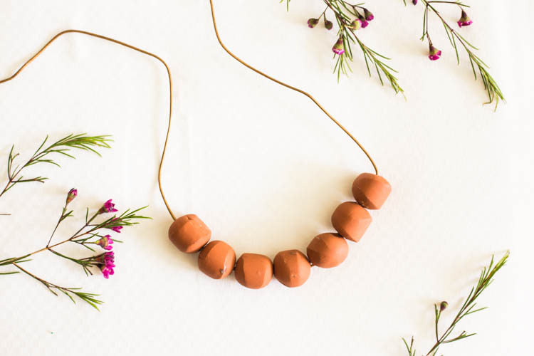 3 easy DIY necklace designs - tiny & little