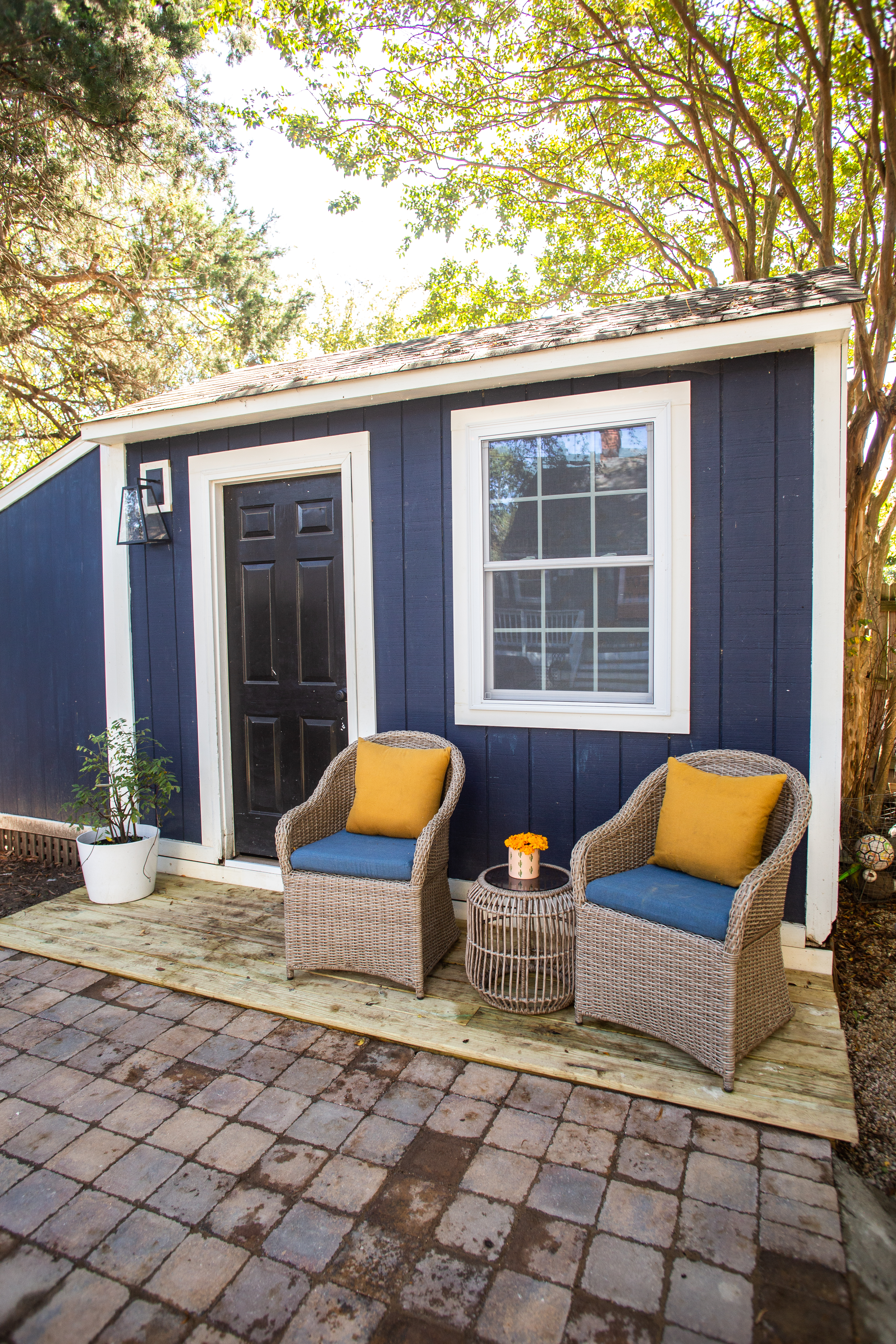 DIY Kids Playhouse Shed